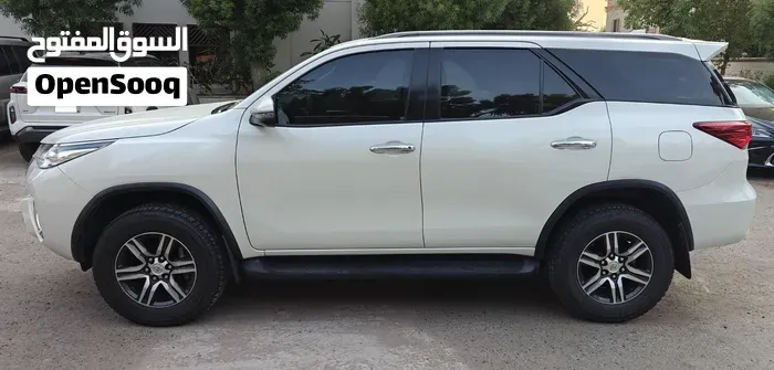 Toyota Fortuner 2020 photo 2