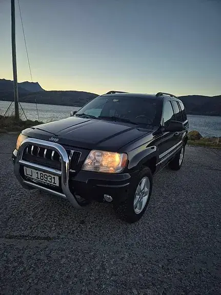 Jeep Grand Cherokee 2004 photo 2