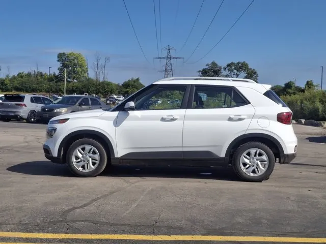 Hyundai Venue 2025 photo 2