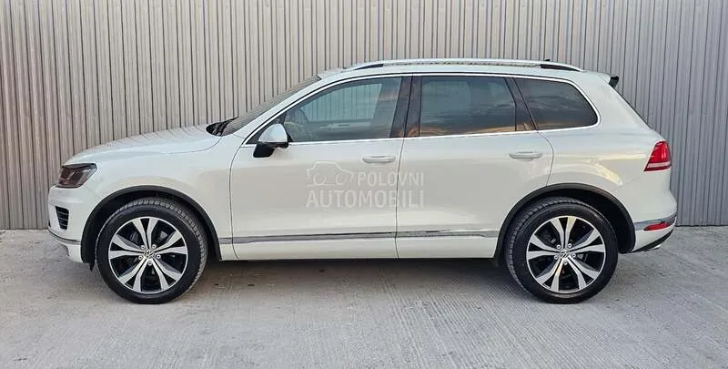 Volkswagen Touareg 2015 photo 4