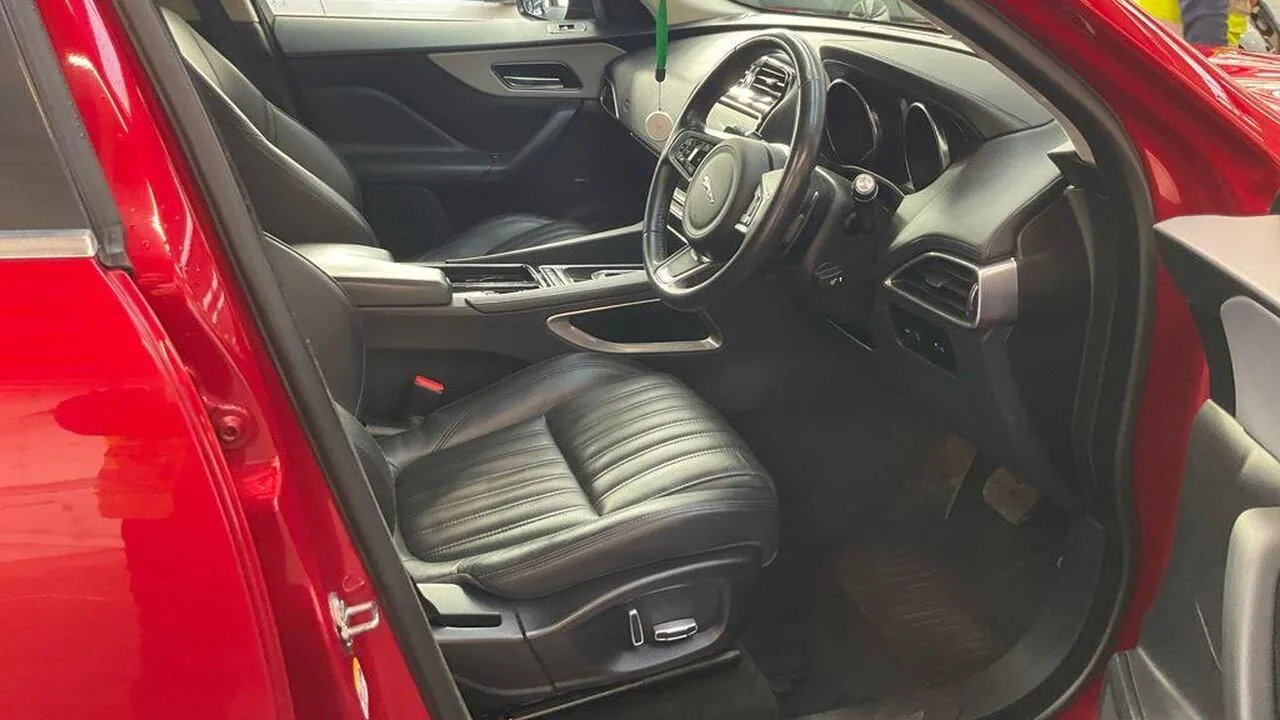 Jaguar F-Pace 2020 photo 3