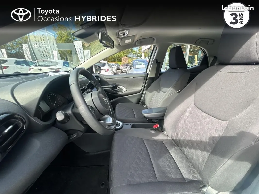 Toyota Yaris 2025 photo 3