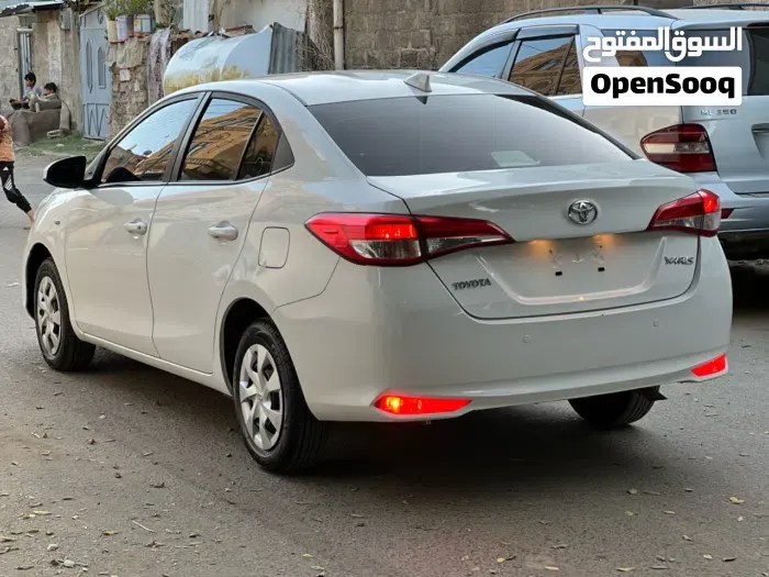 Toyota Yaris 2022 photo 4
