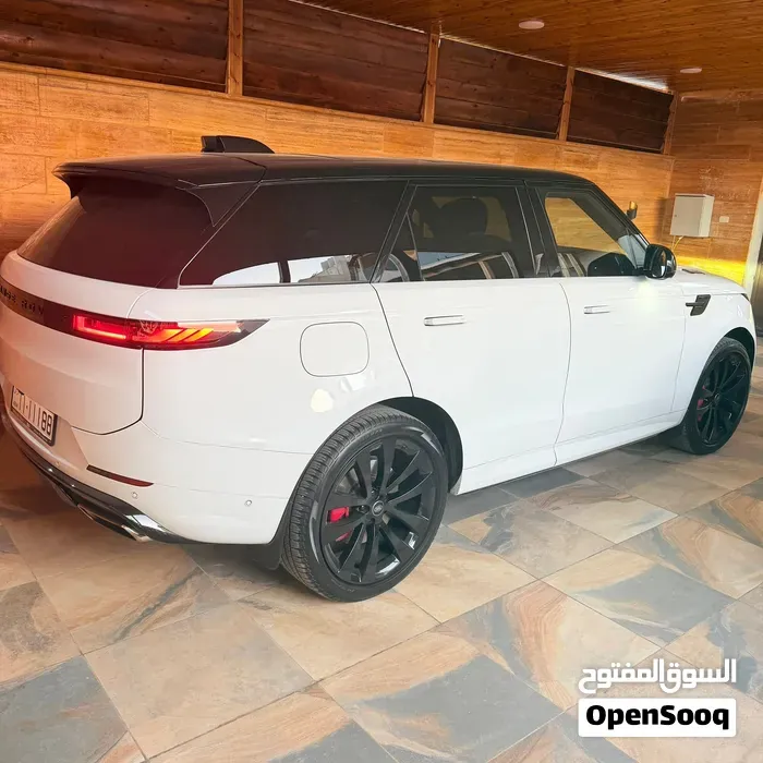 Land Rover Range Rover Sport 2024 photo 3