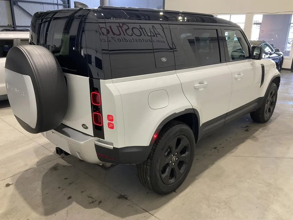 Land Rover Defender 2023 photo 4