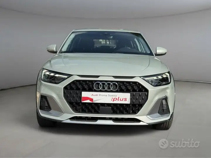 Audi A1 2023 photo 2