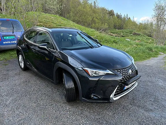 Lexus Ux250H 2021 photo 3