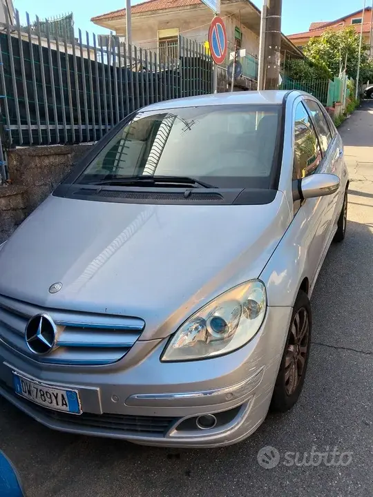 Mercedes-Benz B-Class 2008 photo 2