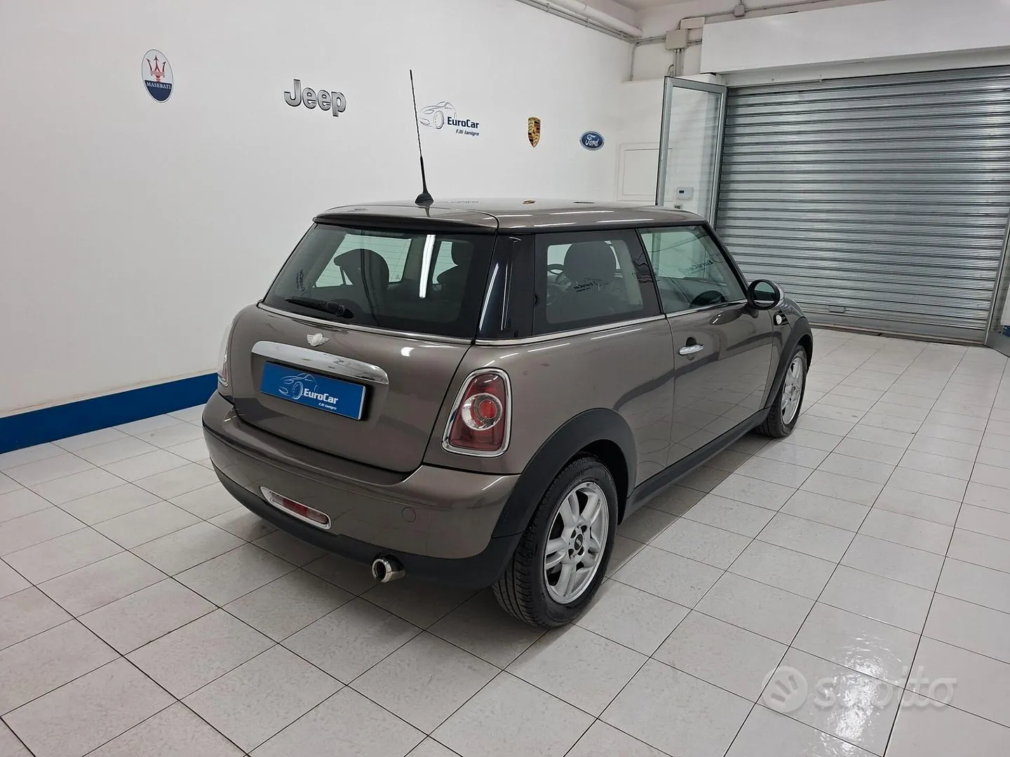 Mini Mini 2012 photo 4