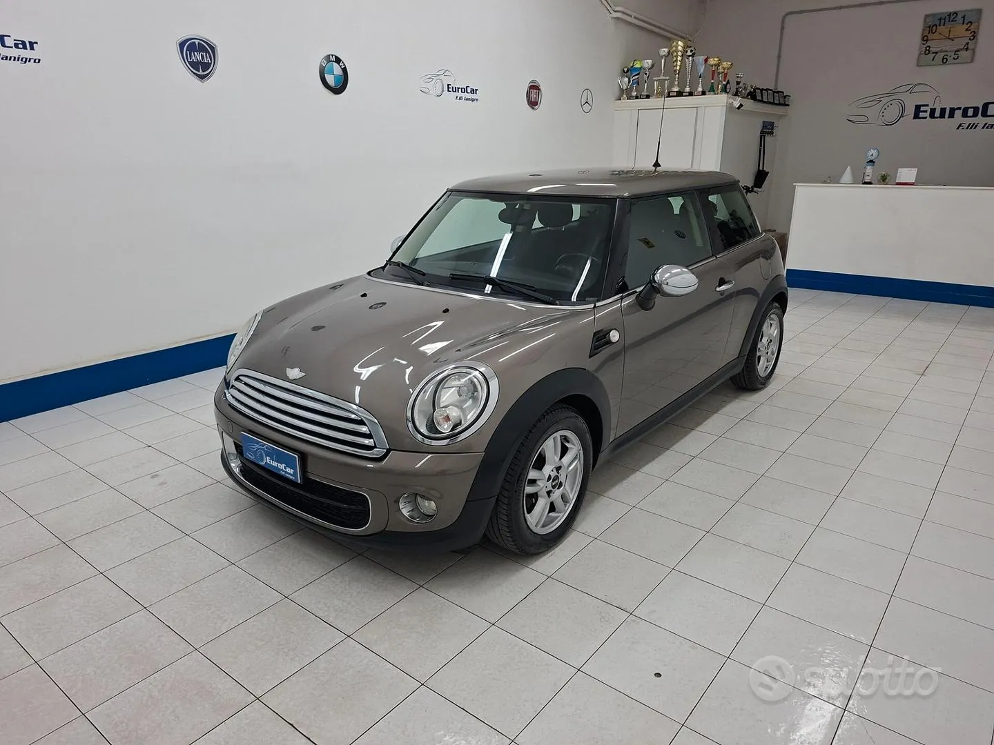 Mini Mini
