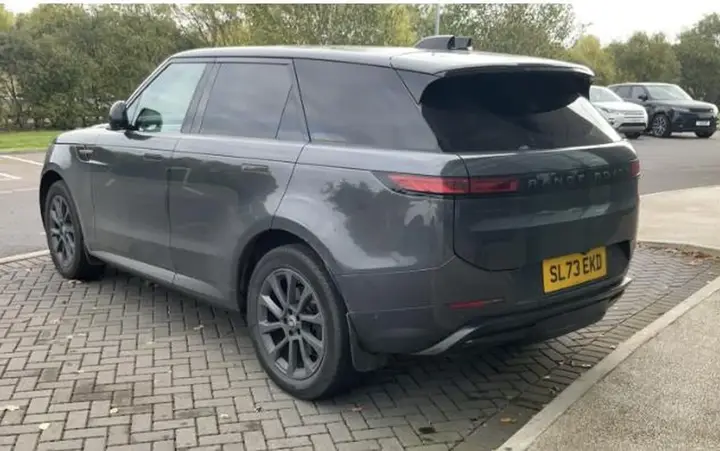 Land Rover Range Rover Sport 2023 photo 3