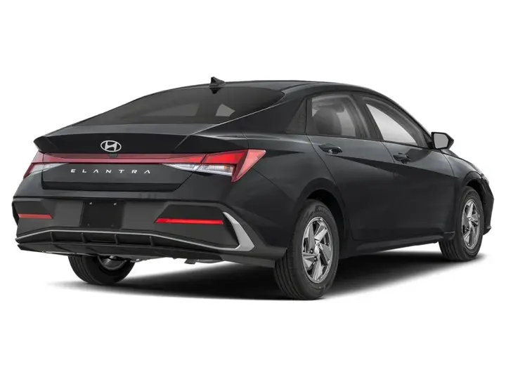 Hyundai Elantra 2025 photo 2
