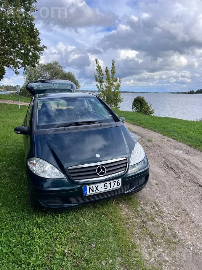 Mercedes-Benz A160