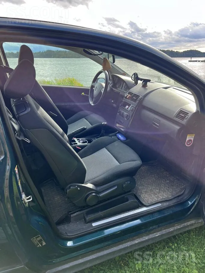 Mercedes-Benz A160 2005 photo 5