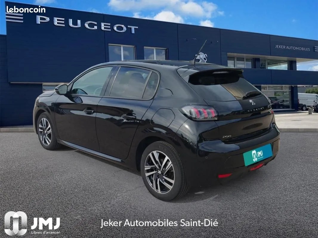 Peugeot 208 2023 photo 2