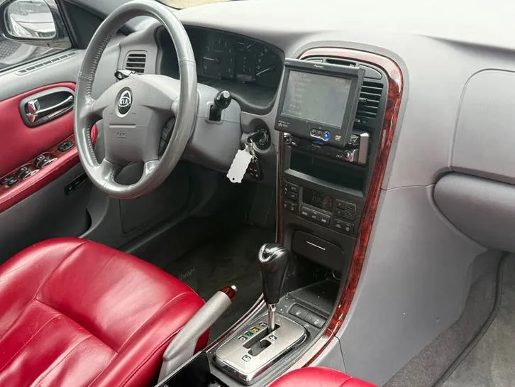 Kia Magentis 2005 photo 2