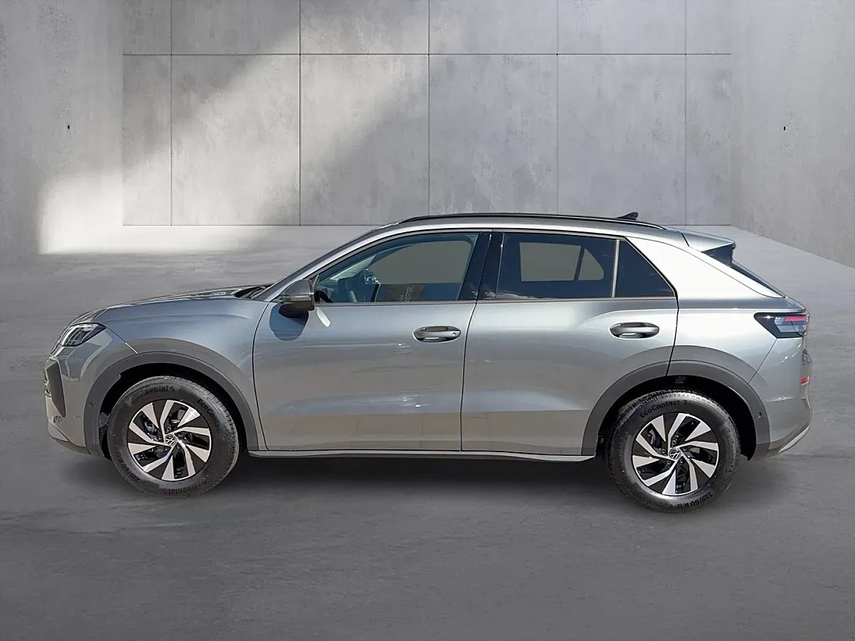 Volkswagen T-Roc 2026 photo 2
