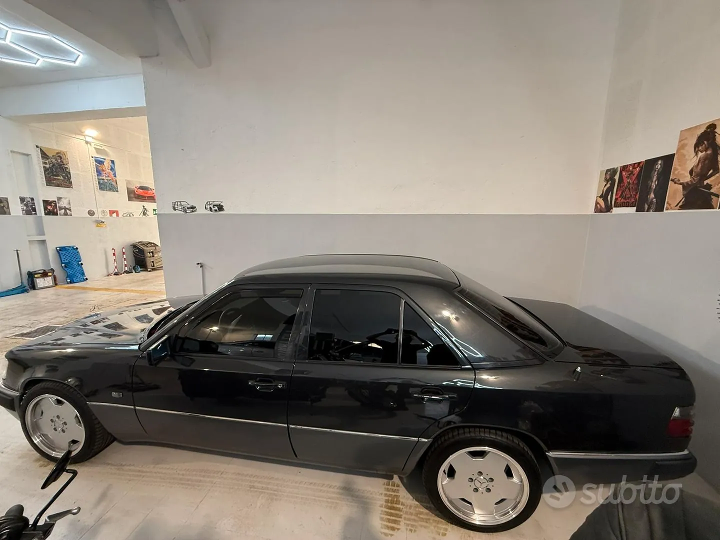 Mercedes-Benz W124 1991 photo 4