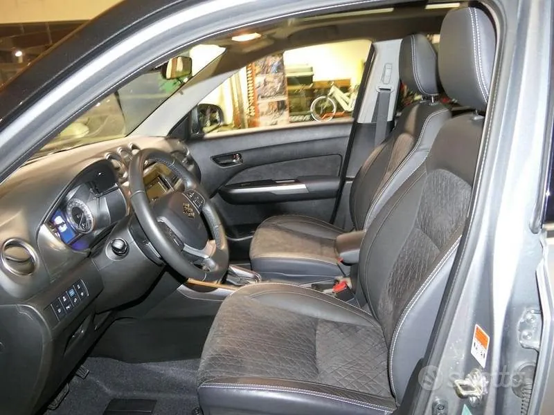 Suzuki Vitara 2023 photo 5