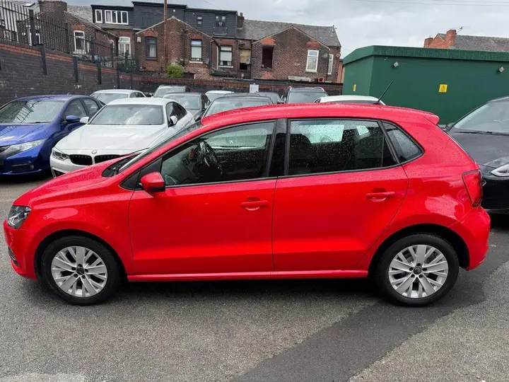 Volkswagen Polo 2015 photo 3