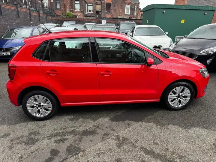 Volkswagen Polo 2015 photo 5