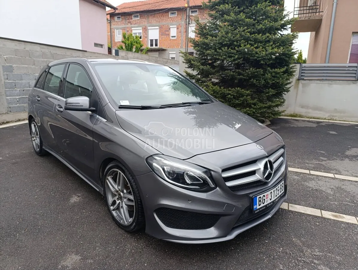 Mercedes-Benz B 180