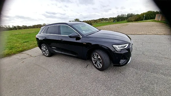 Audi E-Tron 2021 photo 3