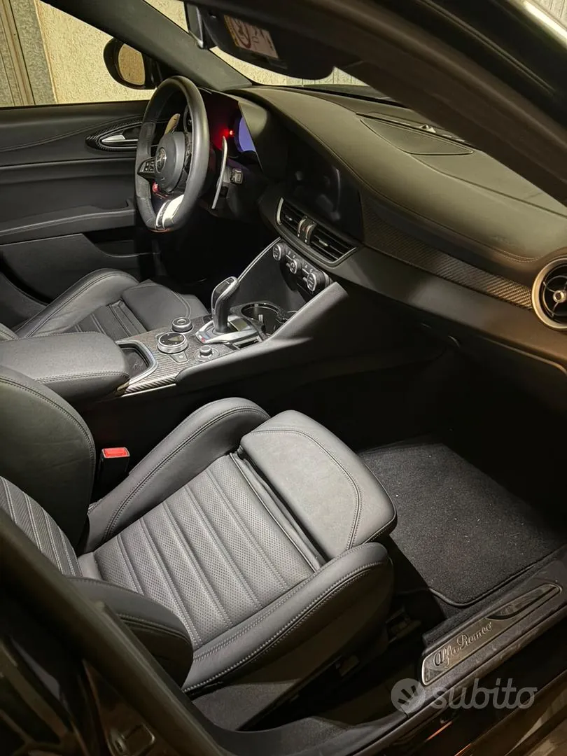 Alfa Romeo Giulia 2024 photo 5