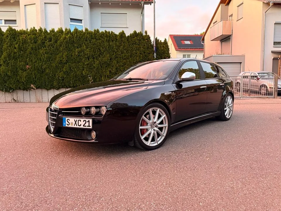 Alfa Romeo 159