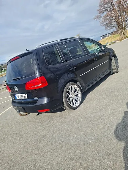 Volkswagen Touran 2013 photo 4