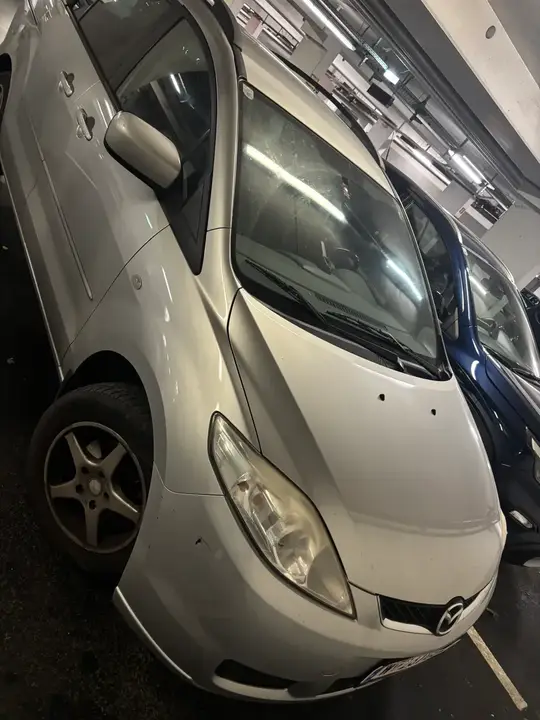 Mazda Mazda5