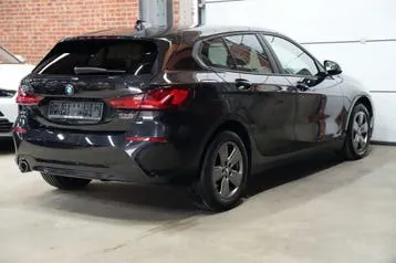 BMW 1 Series 2021 photo 2