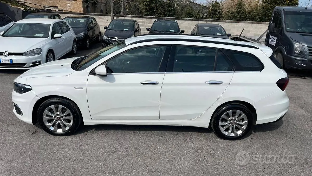 Fiat Tipo 2018 photo 2