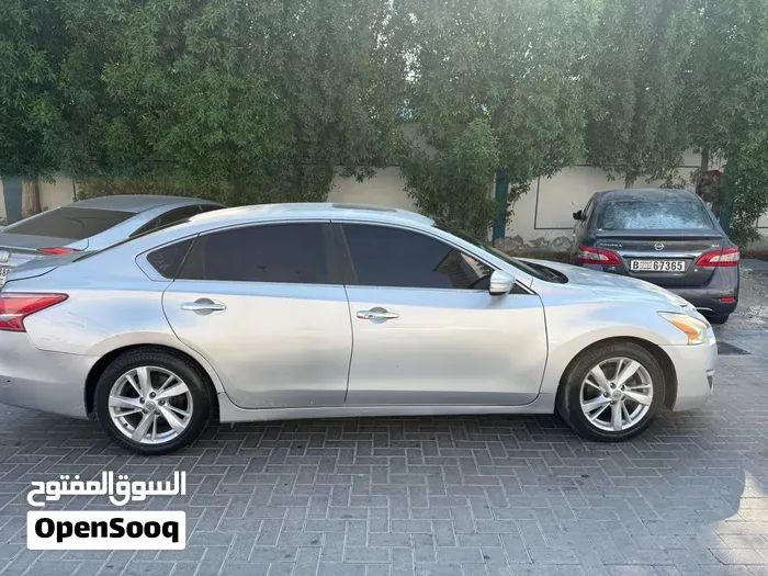 Nissan Altima 2013 photo 4