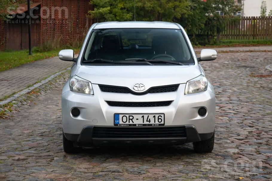 Toyota Urban Cruiser 2012 photo 2