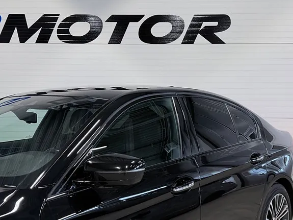 BMW 520I 2018 photo 4