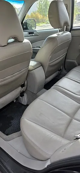 Subaru Forester 2010 photo 3