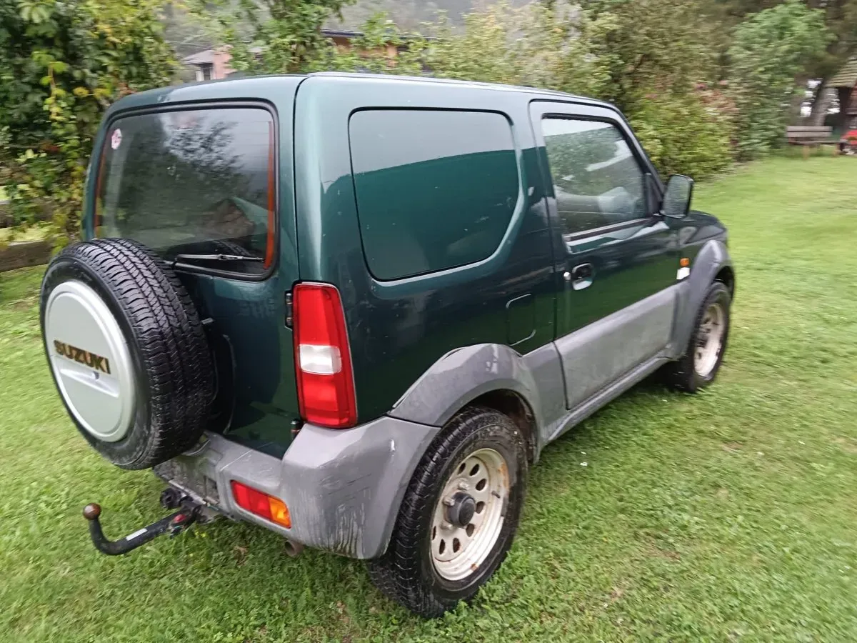 Suzuki Jimny 2006 photo 2