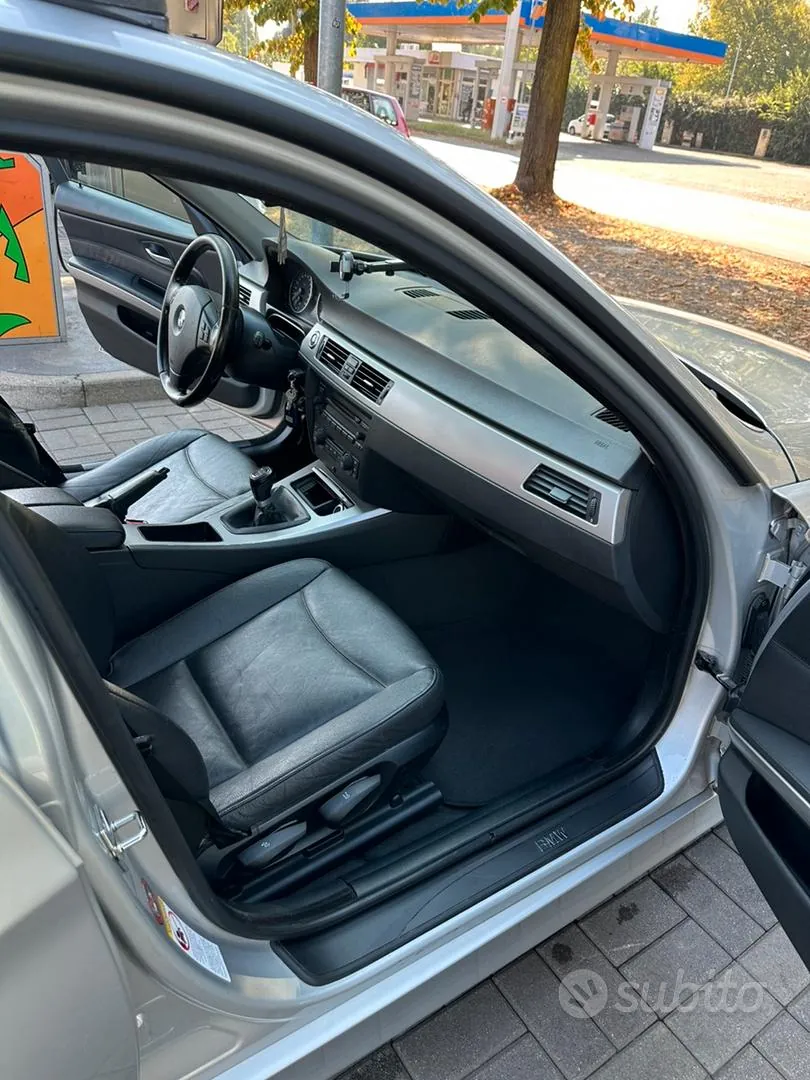 BMW 320I 2006 photo 5