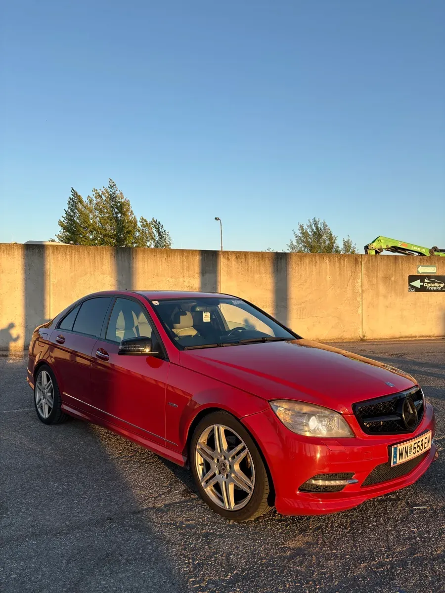 Mercedes-Benz C-Class