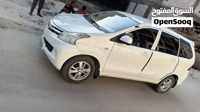 Toyota Avanza 2015 photo 2