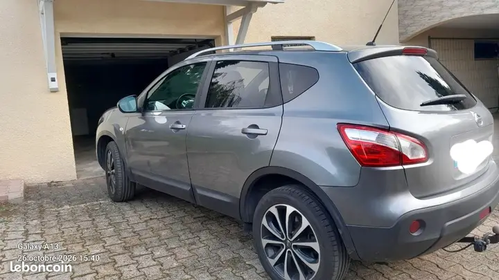 Nissan Qashqai 2013 photo 2