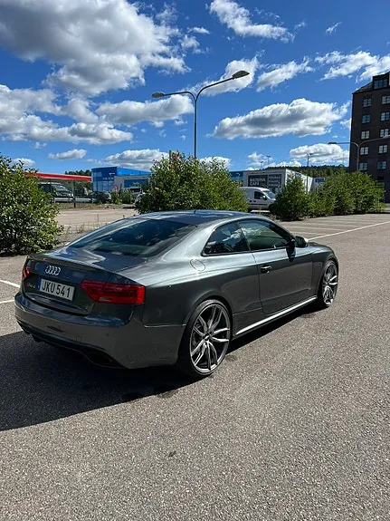Audi Rs5 2014 photo 2