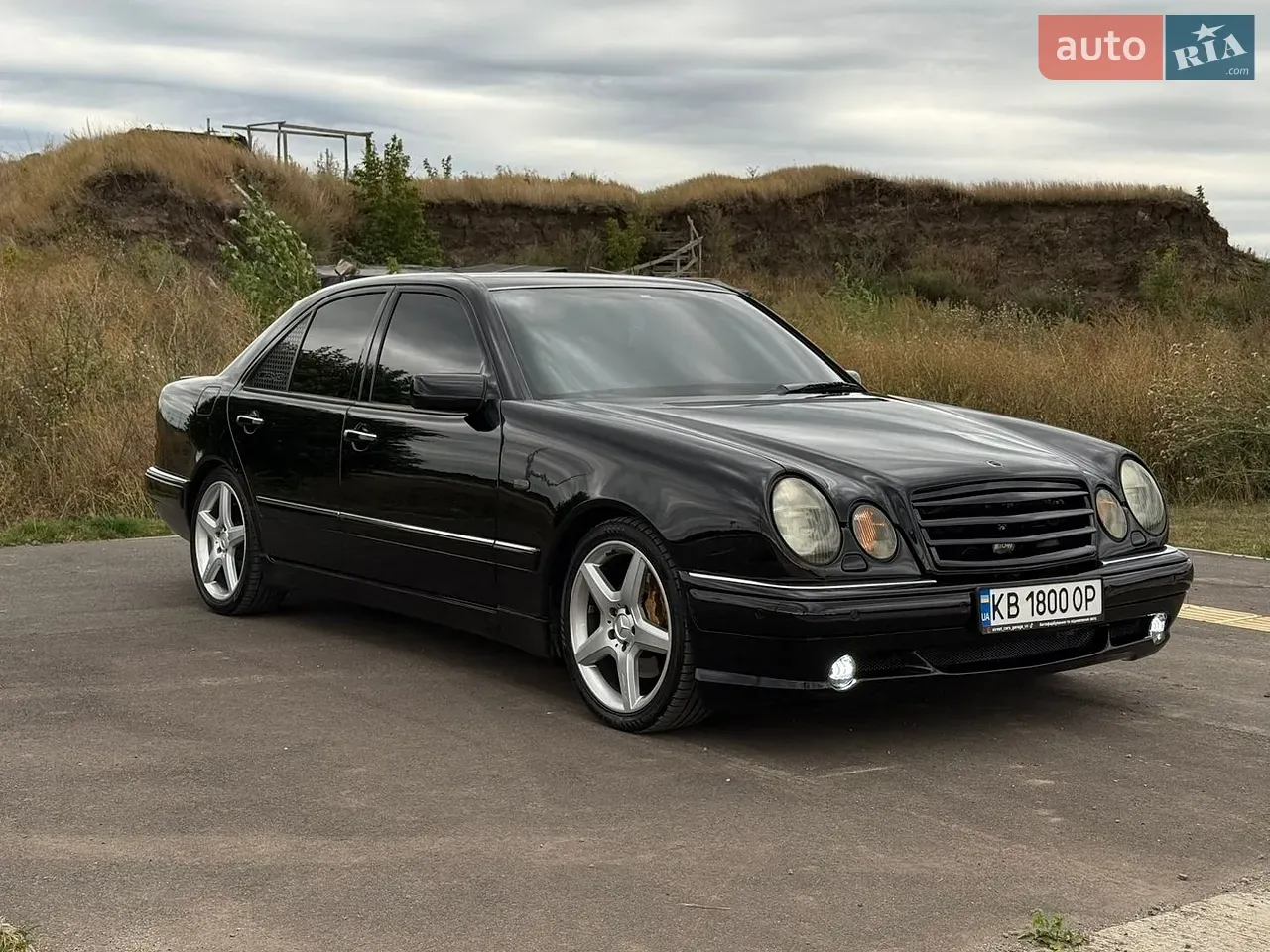 Mercedes-Benz E-Class 1998 photo 5