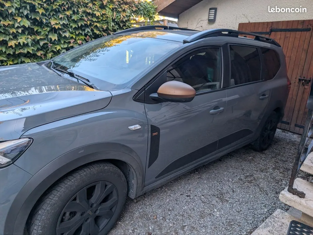 Dacia Jogger 2024 photo 2
