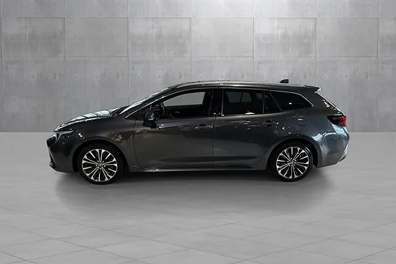Toyota Corolla 2023 photo 2