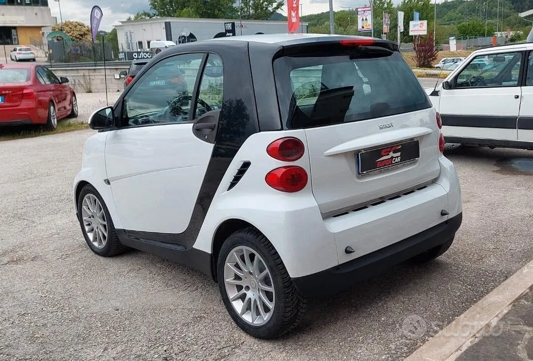 Smart Fortwo 2008 photo 3