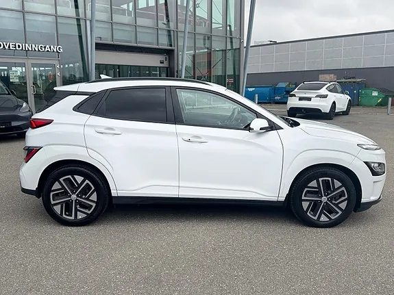 Hyundai Kona 2022 photo 5