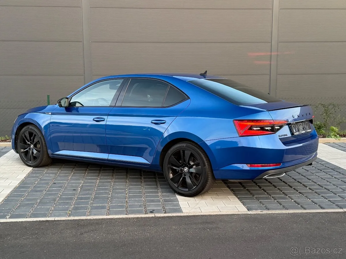 Skoda Superb 2021 photo 3