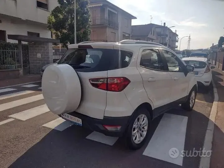 Ford Ecosport 2015 photo 5